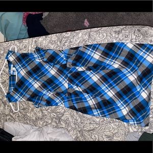 Mid-thigh dress with pockets